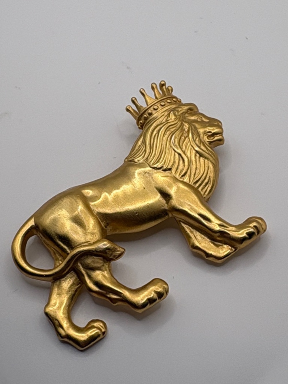 Rare Anne Klein Royal Gold Crowned Lion Brooch Vintage 80’s - Picture 5 of 7